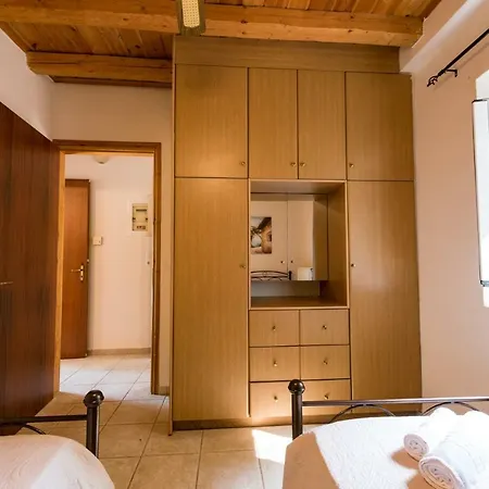 Villa Private Demetra 1768 With Pool - Close To