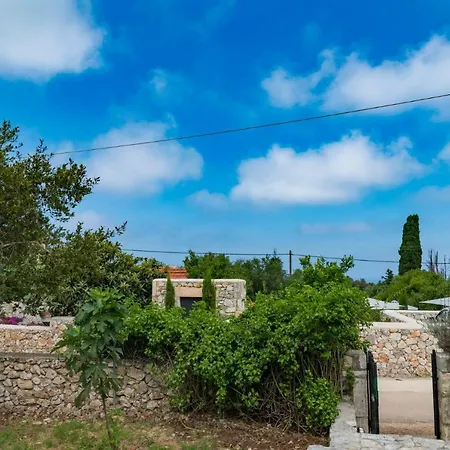Private Demetra 1768 With Pool - Close To Vila