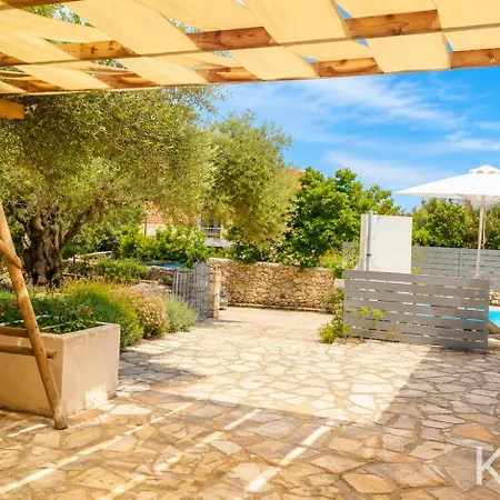 Villa Private Demetra 1768 With Pool - Close To *