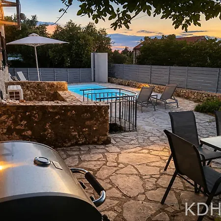 Private Demetra 1768 With Pool - Close To Villa *