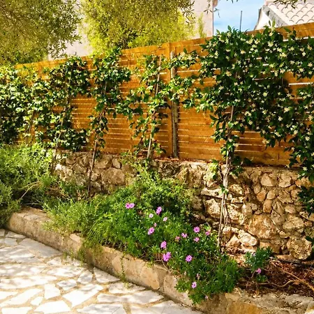 Villa Private Demetra 1768 With Pool - Close To *