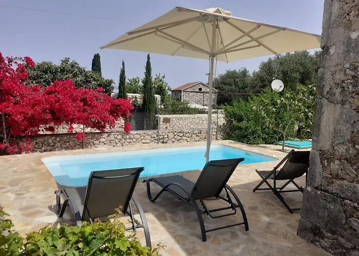 Private Demetra 1768 With Pool - Close To Fiskardo