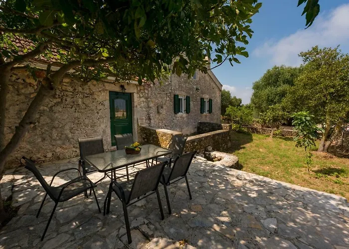 Villa Private Demetra 1768 With Pool - Close To