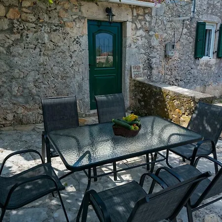 Private Demetra 1768 With Pool - Close To